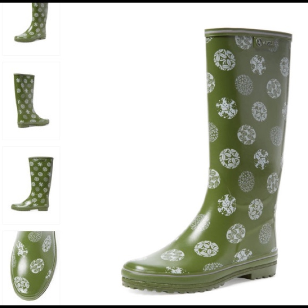 Aigle Rain Boots NWT